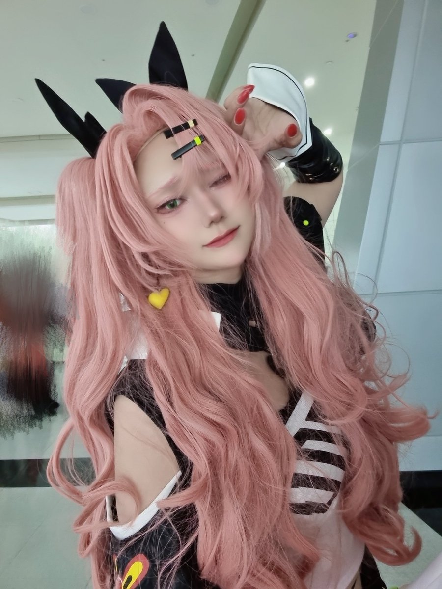 니콜 한번 더 할까말까~~~팔려니깐 고민되잖아