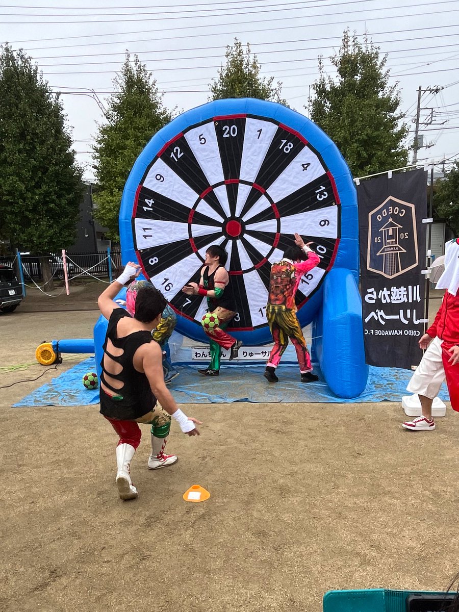 Dodoriash's tweet image. タッグパートナーに直撃！
綺麗に当たっとんな〜

まこりんさんがやり返してたけどまこりんさんのムーブなの？これ？

ろくでなしブルースのギャグのやつ

#翔太
#ROMANCEDAWN
#大石真翔
#新河岸路上プロレス