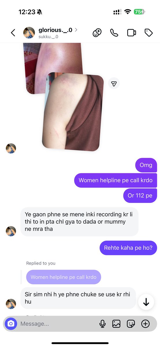 Lakshya06972645's tweet image. 🚨 URGENT APPEAL 🚨
A girl in Haider pur Delhi was forced into marriage, brutally beaten &amp;amp; even tried to end her life. Her body is covered with injuries, yet @DelhiPolice @CMODelhi has taken no action till now.
#JusticeForVictim #DelhiPolice #StopForcedMarriage