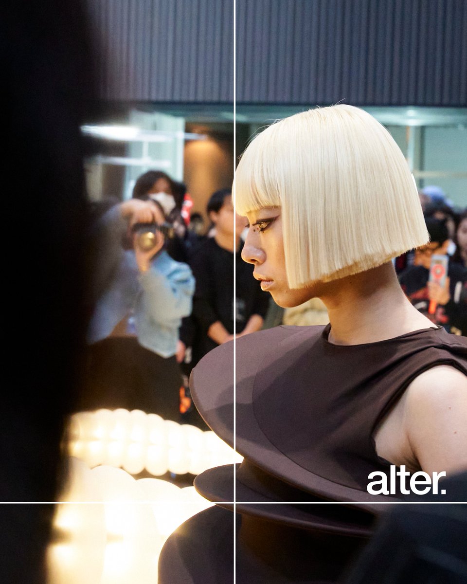 alter_tokyo's tweet photo. 「alter.2025, Tokyo」

次世代を担う多様な領域のクリエイターによるプロトタイピングやコラボレーションを促進し、オルタナティブなプロダクトデザインのあり方を提示する実験的なデザインイベントです。
グローバルなデザインシーンを牽引するコミッティメンバーに選抜された11 組のプロジェクト、計59 名のクリエイターがプロダクト展示を行います。

会場：日本橋三井ホール
会期：2025年11月7日(金)〜11月9日(日)
時間：11月7日(金), 8日(土) 11:00 - 20:00 , 11月9日(日)　11:00 - 17:00

“alter.” — taking place from November 7 (Fri) to 9 (Sun), 2025, at Nihonbashi Mitsui Hall — is an experimental design event that promotes prototyping and collaboration among a new generation of creators from diverse fields, presenting alternative approaches to product design.
A total of 11 projects and 59 creators, selected by an international committee of leading figures in the global design scene, will showcase their works during the exhibition.

Venue: Nihonbashi Mitsui Hall
Dates: November 7 (Fri) – November 9 (Sun), 2025
Hours:
November 7 (Fri), 8 (Sat) — 11:00–20:00
November 9 (Sun) — 11:00–17:00

#alter2025
#altertokyo