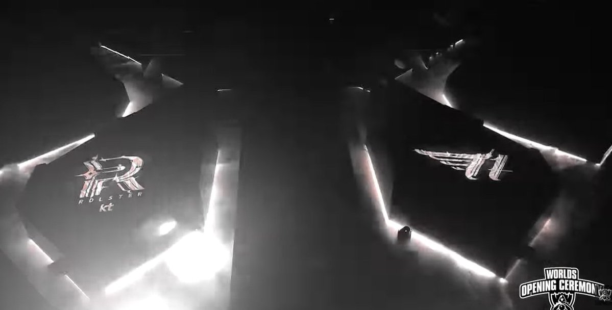 결승 무대 분위기 이미지