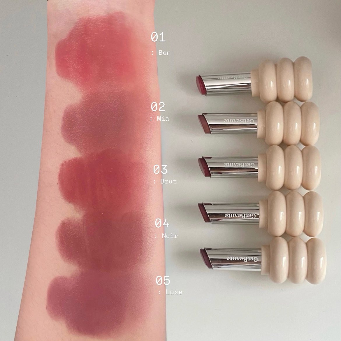 แบรนด์ไทยตอนนี้คือให้เลยย ลิปเกลียว ของ GetBeaute สวยมากกก มาใน concept สีสวยตัวเป็นเกลียว ชอบที่แบรนด์research สีลิปมาแล้วว่า5สีนี้ สาวไทยใช้แล้วฟันไม่เหลือง ㅠㅠ เป็นลิปโกลว์กลบสีปาก ให้ความชุ่มชื้นอยู่พิกเม้นแน่น ทาแล้วไม่ตกร่อง  สวยแพงมากก