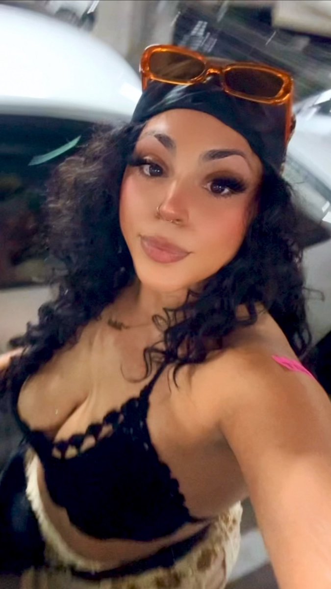 AMuseInLove's tweet image. Meet me here, bae 🫶🏽

#EDC