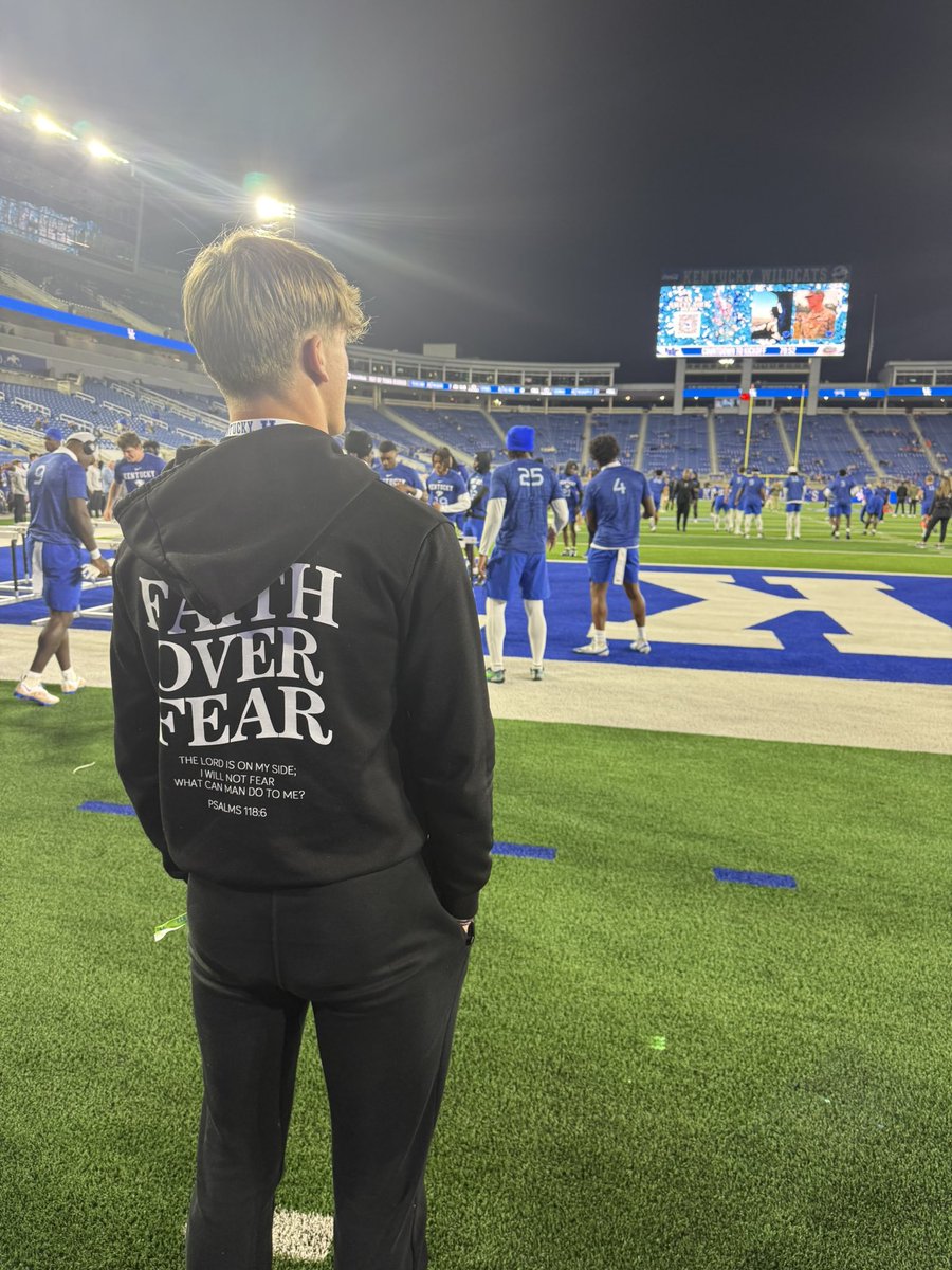 So grateful to <a href="/UKFootball/">Kentucky Football</a> and <a href="/CoachBuffano/">Frank Buffano</a> for a great gameday visit! Can’t wait to be back in Lexington!! <a href="/BuckFitz/">NPA/SUPERMAX 100</a> <a href="/NCEC_Recruiting/">NPA</a> <a href="/BallHawkU/">BallHawkU 🏈🦅</a> <a href="/NwGaFootball/">NwGa Football</a> <a href="/RecruitGeorgia/">Recruit Georgia</a>