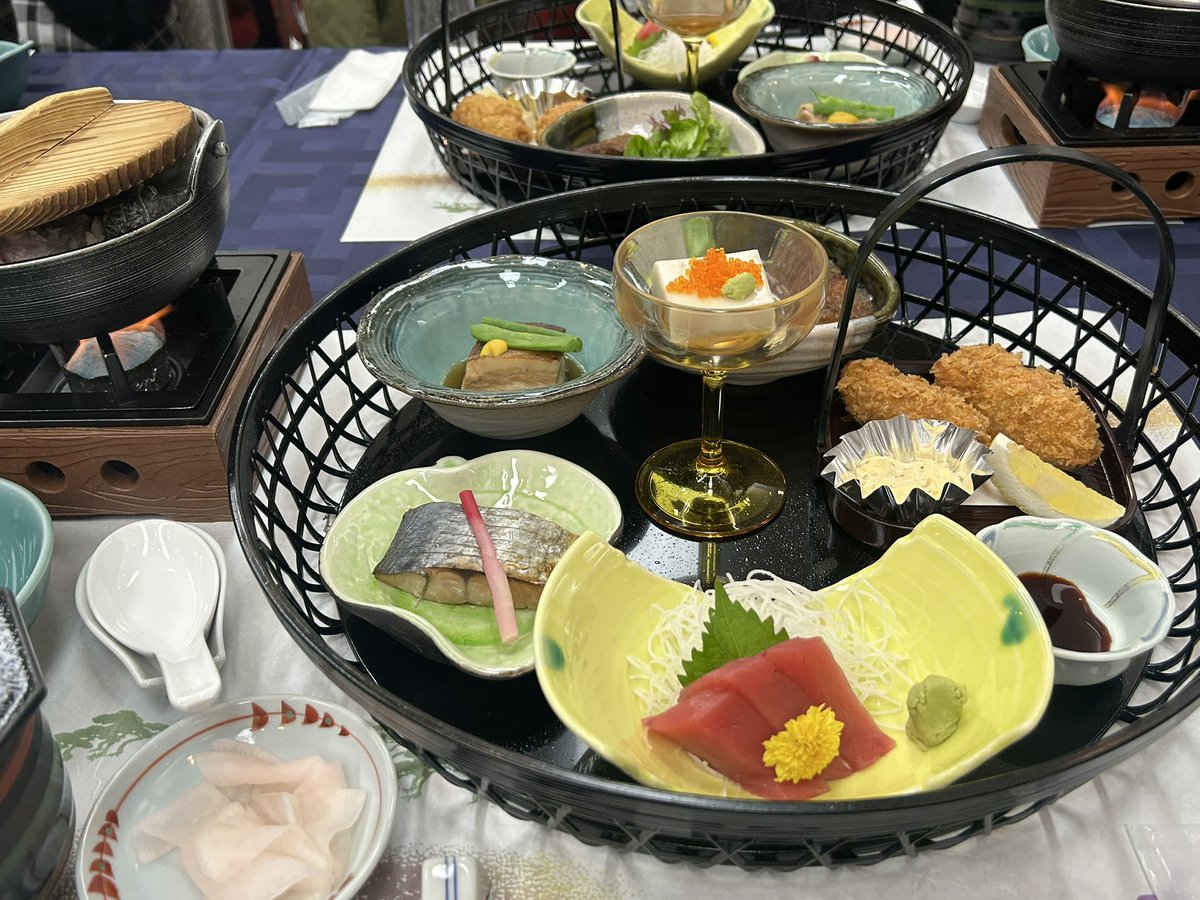 beni_m_'s tweet photo. 今回も面白くて最高だった❣️🐟🛝⛩️🌊
朝9時とは思えない内容の車内トーク、孤独のスライダー、社長のパワーなど盛りだくさん🫶
次は手作りバンジーしたい！
#ヴァスツアー https://t.co/vb3NgO9YuW