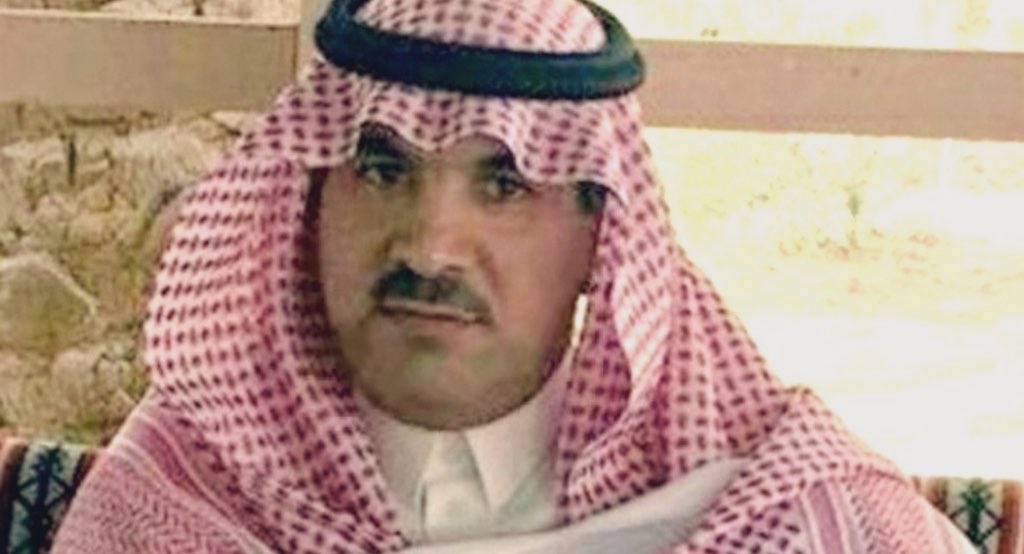 لا توجد علاقة بلا مقابل أخلاقي…
على مدى خمسين عاماً عشتها بين الناس، عرفت أن العلاقات الإجتماعية ليست عشوائية، بل هي مشروطة برصيد عالي من الاحترام، والتقدير، وحسن الخلق.
فعندما تبدأ علاقة مع أي شخص سوف تنطلق من ما نسميه الانطباع الأول عنك…
فقد تعجبه شخصيتك فيمنحك ثقته ومحبته،