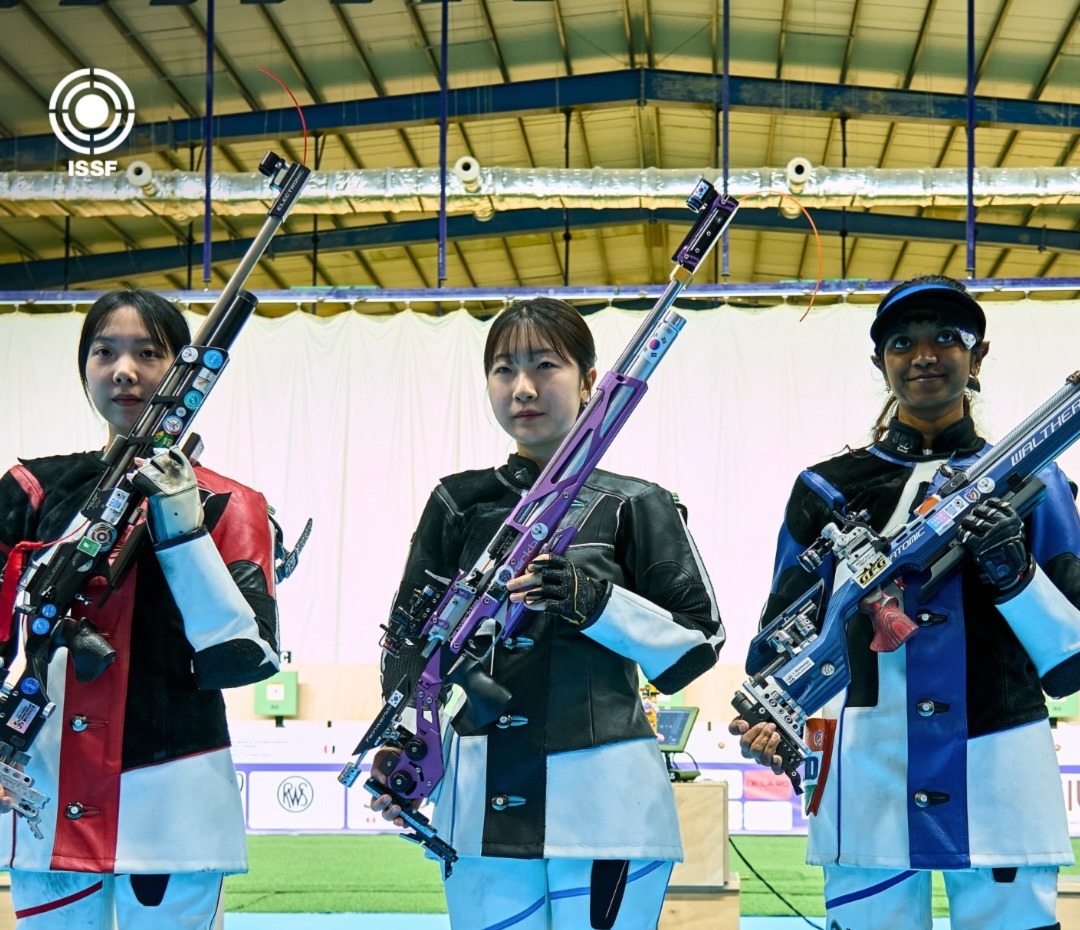 ISSF World Championship 2025, Cairo

📍 Cairo, Egypt
🏆 10m Air Rifle Women Final

🥇 BAN Hyojin (KOR)
🥈 WANG Zifei (CHN)
🥉 VALARIVAN Elavenil (IND)

Impressive performances by BAN Hyojin (KOR), WANG Zifei (CHN), and VALARIVAN Elavenil (IND) in the Women’s Rifle Final!