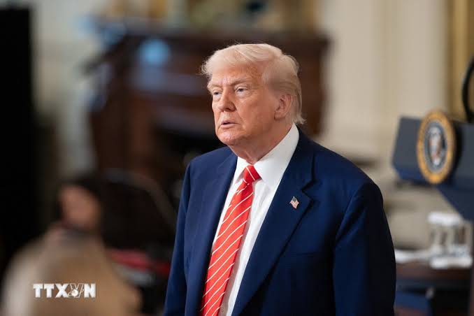 World_Affairs11's tweet image. BREAKING:

China says the US cannot compete with it in technology.