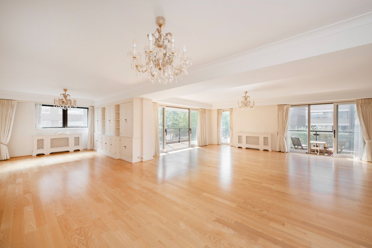 FOR SALE - Lateral Apartment Opposite Regent’s Park dlvr.it/TP8vQ7