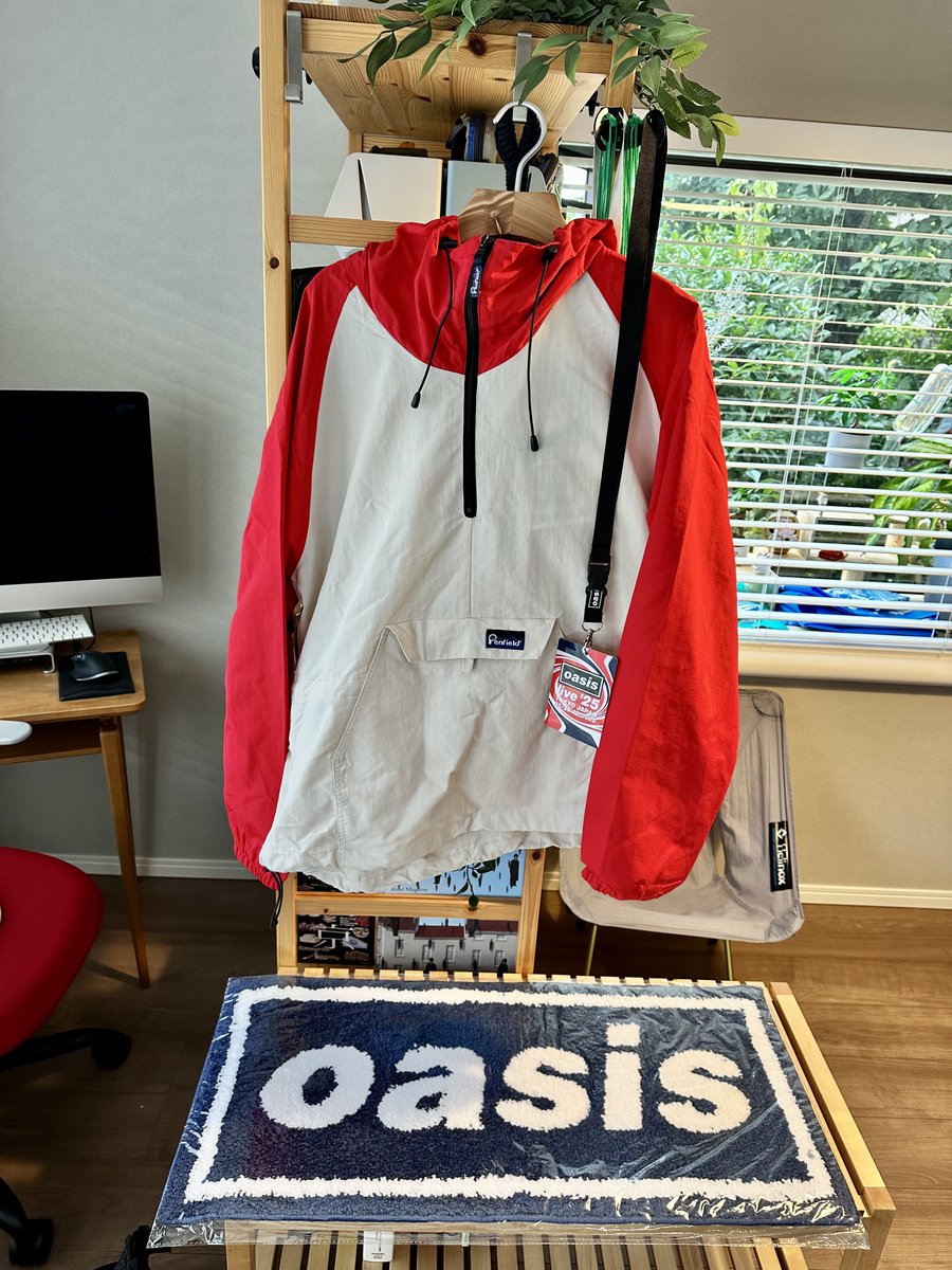 yukichico's tweet photo. ライブの余韻で買ったジャケットが届いた https://t.co/fe8AJ1WT0i