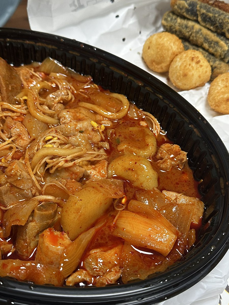 윤산하 사랑단 보정공장 가동💻