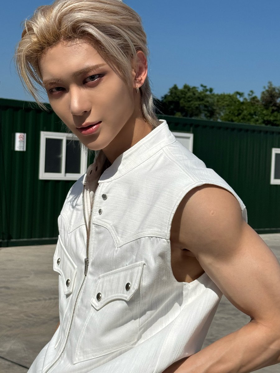 CUBE_NOWZ's tweet image. ᵂᴬᵀᴱᴿᴮᴼᴹᴮ ᴹᴬᶜᴬᴼ 🔫

#NOWZ #나우즈 
#시윤 #SIYUN
#WATERBOMBMACAO2025