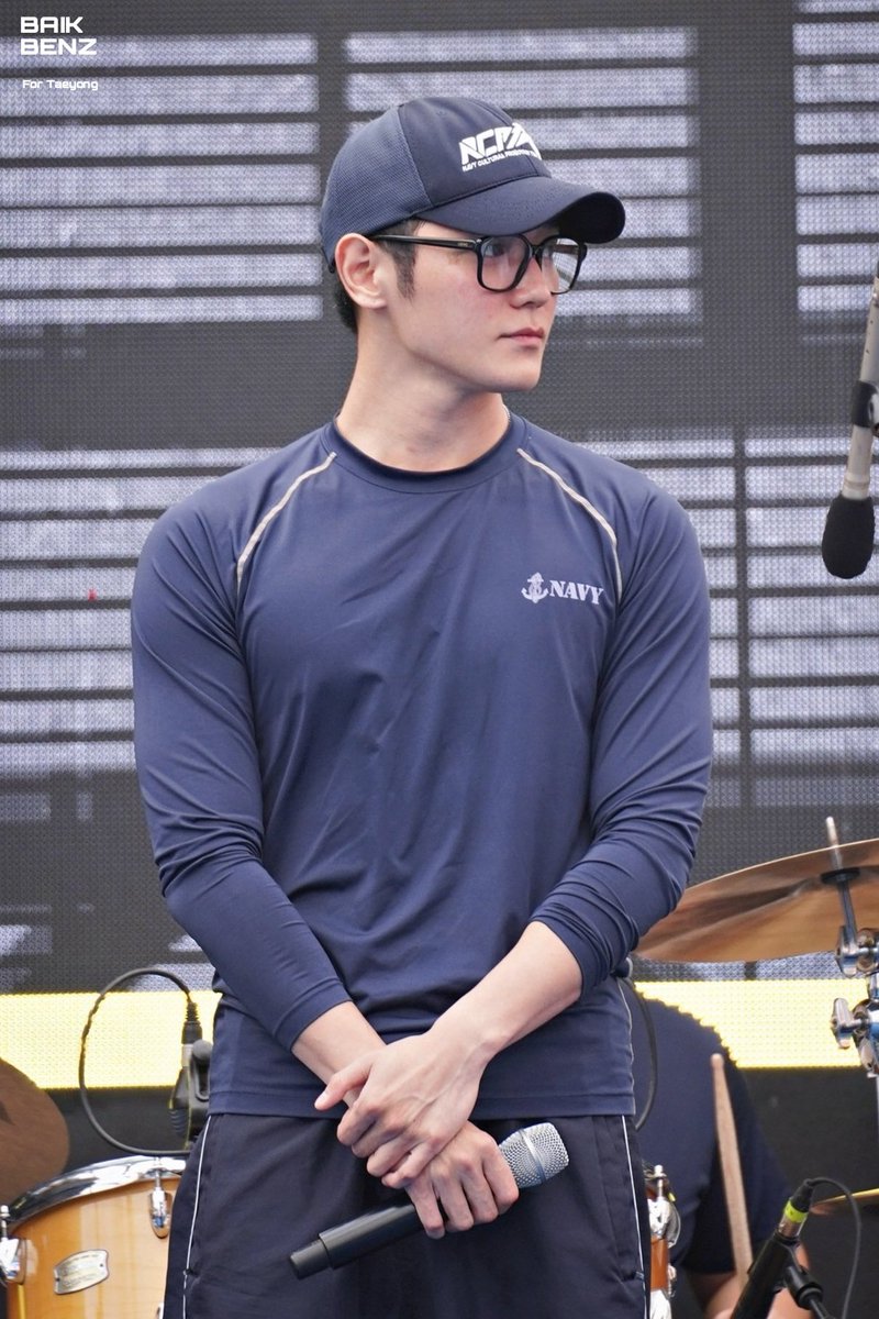 taeyong pics tweet media