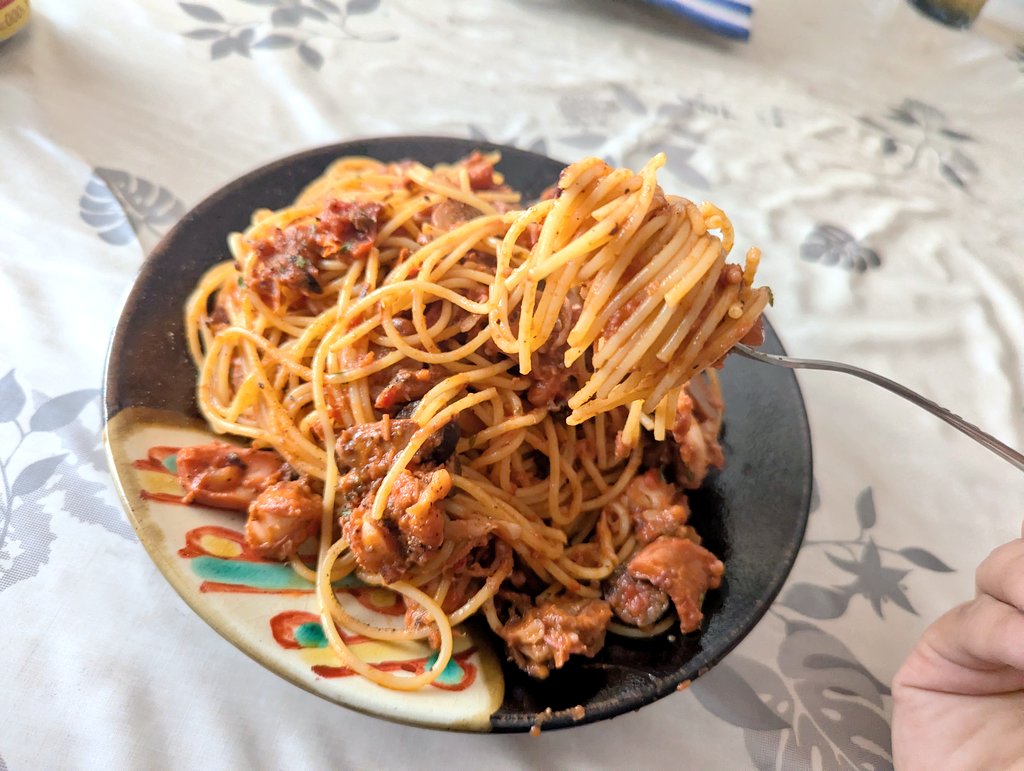 mofumokodogs's tweet image. 昨日の余り物でパスタ✌️

＃料理男子　＃料理写真
#料理好きな人と繋がりたい