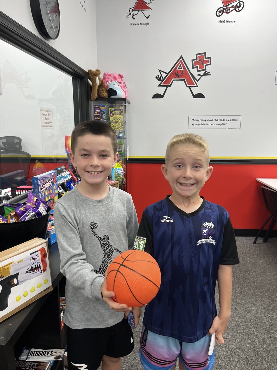 MathnasiumSVP's tweet image. Hard work pays off at Mathnasium of Severna Park! 🌟 Students can earn rewards for their effort and progress - because building math confidence should be fun AND rewarding. 🎁 👏 mathnasium.com/math-centers/s… #Mathnasium #MathRewards