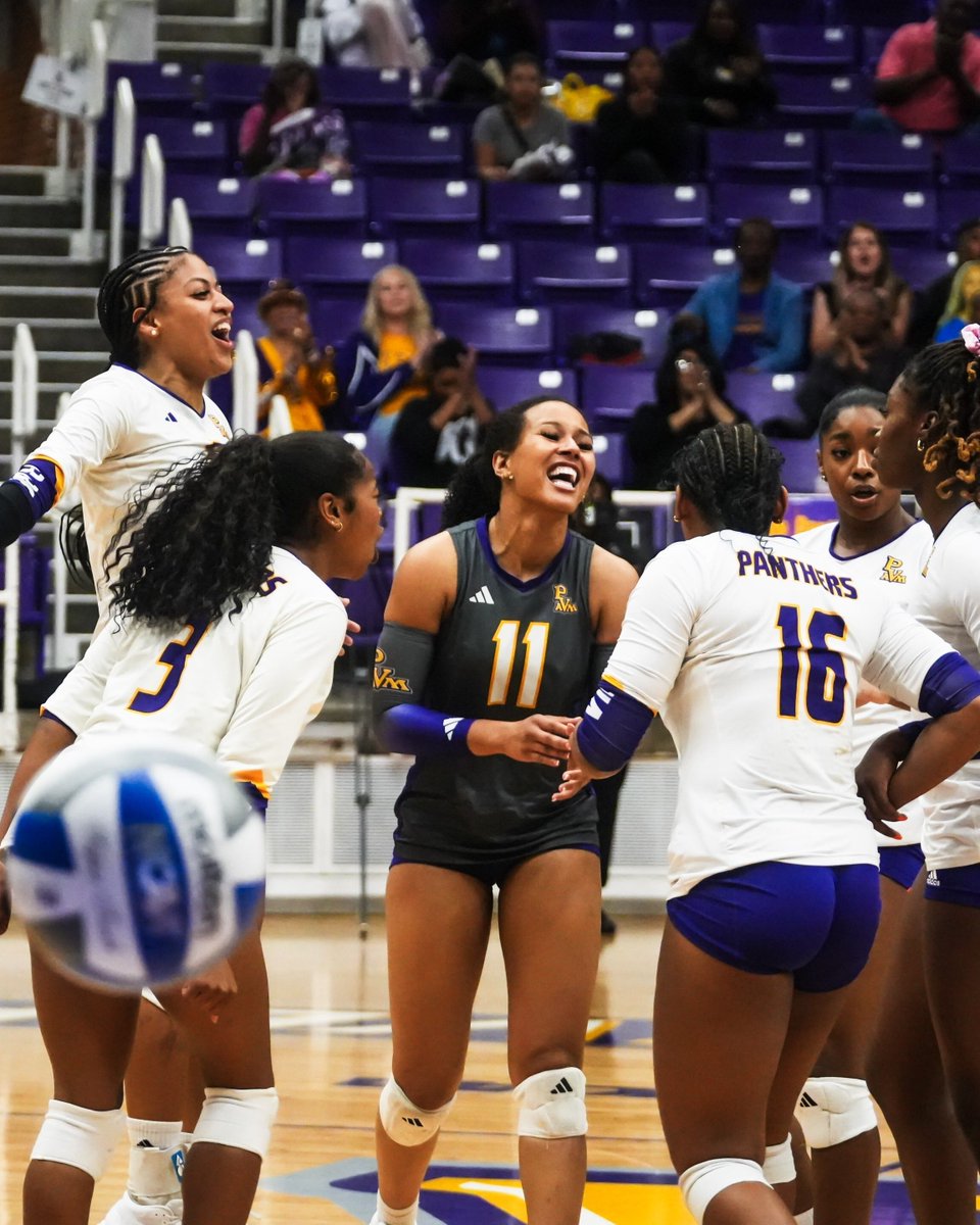PVAMUPanthers's tweet photo. Cheers to our PVAMU volleyball seniors who lifted us on and off the court. 💜💛 https://t.co/qSL4glNZoz