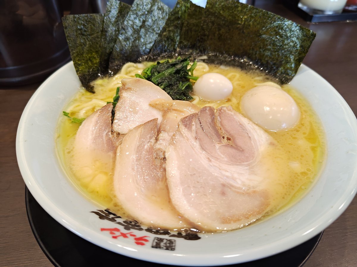 yokun_wrxs4's tweet image. うん…良き…😻大人のミニ四駆完成しました。
そして結局地元の町田商店w