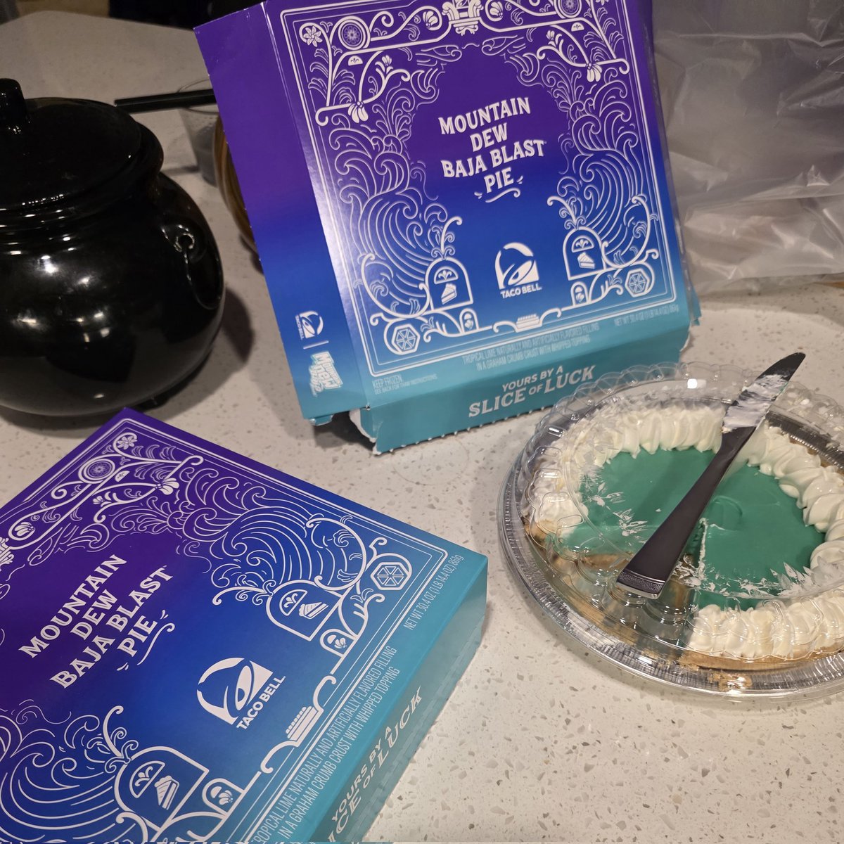 innsmythic's tweet photo. The Mountain Dew Baja Blast Pie is actually amazing @HazelInnsmyth and I were blessed with two https://t.co/8Dqf8oROOl