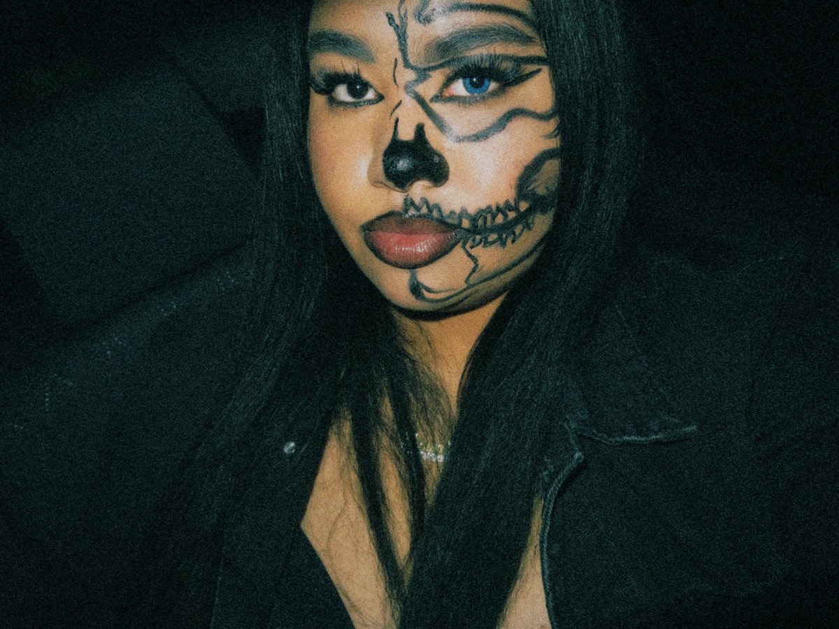 yos_thegem's tweet photo. 10/31 🖤🖤 #Halloween2025 https://t.co/IANBGGIYPn
