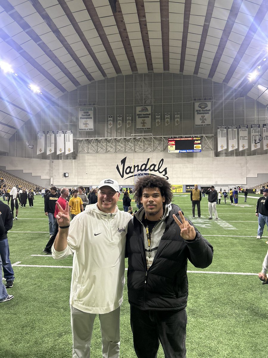 mjwadley2027's tweet image. Thank you @VandalFootball for the game day invite!!! I had a blast can’t wait be be back in Moscow! @CoachCross2
