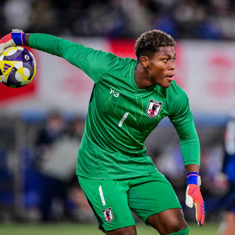 🇯🇵 JFAが公式発表 📢 ミラン戦で負傷が報じられたGK鈴木彩艶。11月の