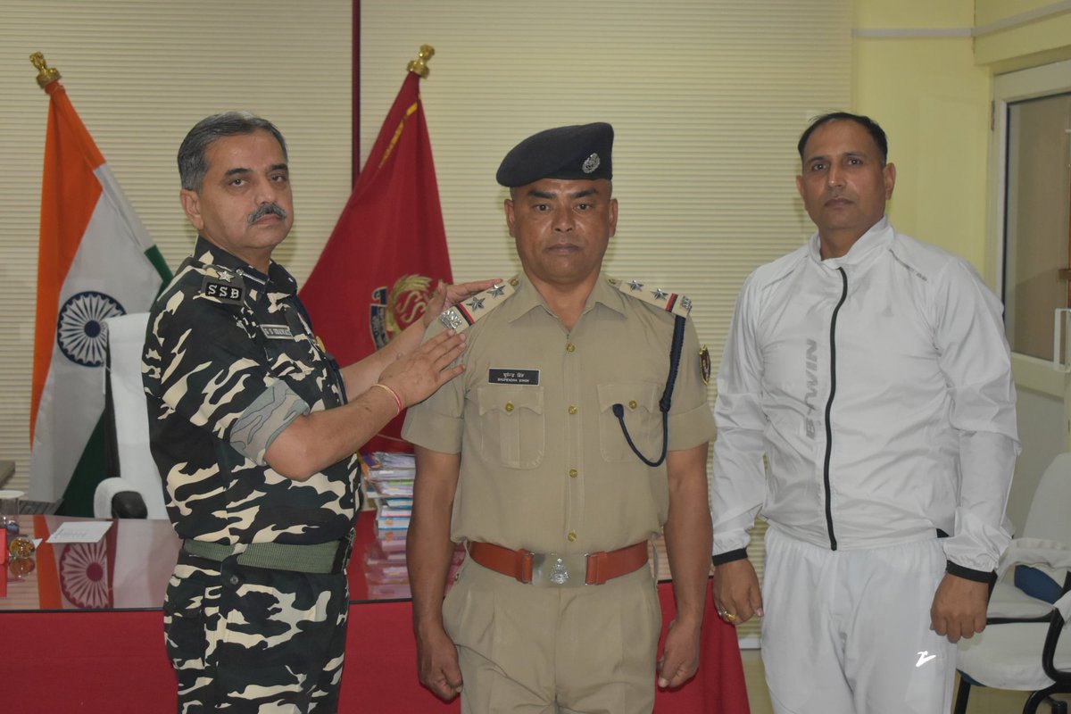 42bnssb_INDIA's tweet photo. 🎖️ कर्तव्य, समर्पण और अनुशासन का फल — पदोन्नति गर्व और सम्मान का क्षण। 🇮🇳
#PromotionDay #ProudMoment #DeshBhakti #SSB #SevaSurakshaBandhuta #JaiHind #IndianForces
@SSB_INDIA @SSBFTRLUCKNOW https://t.co/USu50xUPK2