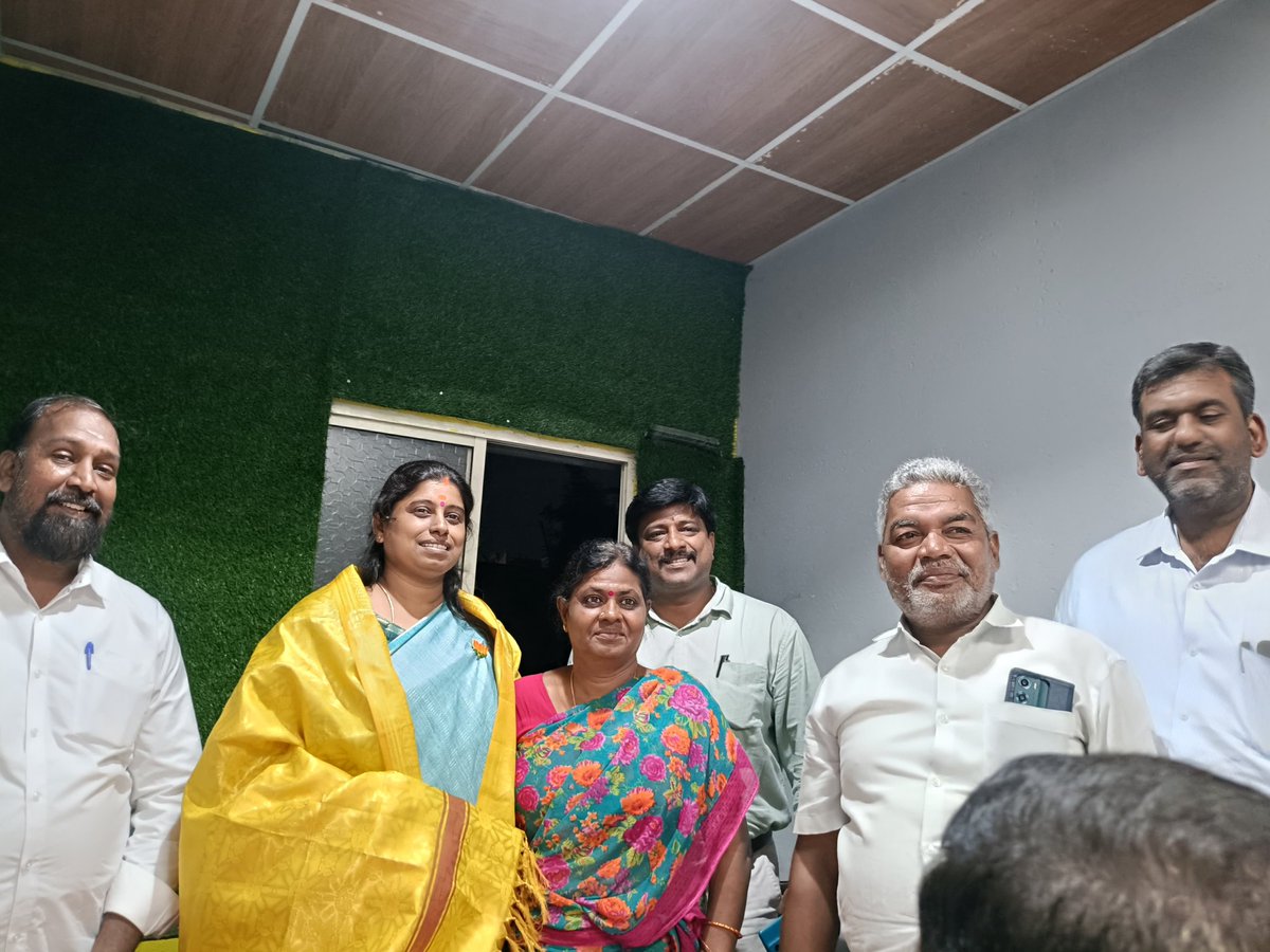 SangeethaMathi2's tweet image. பாஜக சென்னை மேற்கு மாவட்டம் மதுரவாயல் தெற்கு மண்டலில், மண்டல் தலைவர் திரு புருஷோத்தமன் அவர்கள் தலைமையில் மையக்குழு கூட்டமும், 
சக்திகேந்திர பொறுப்பாளர்கள் கூட்டம் நடைபெற்றது.
07.11.2025.