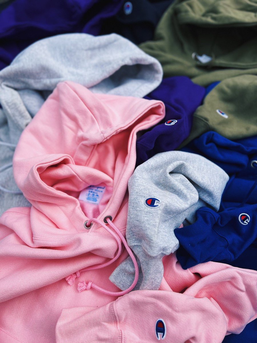 sperm_sendai's tweet photo. 11月9日(日)
本日の営業スタート☁️
⌛️12:00-19:00
アメリカから"Champion USA"が入荷🇺🇸
リバースウィーブパーカーをカラバリ豊富に揃えました！！
実店舗にて販売スタート!!
オンラインは来週水曜から販売です🙇‍♂️ https://t.co/YwZn2IXhH0