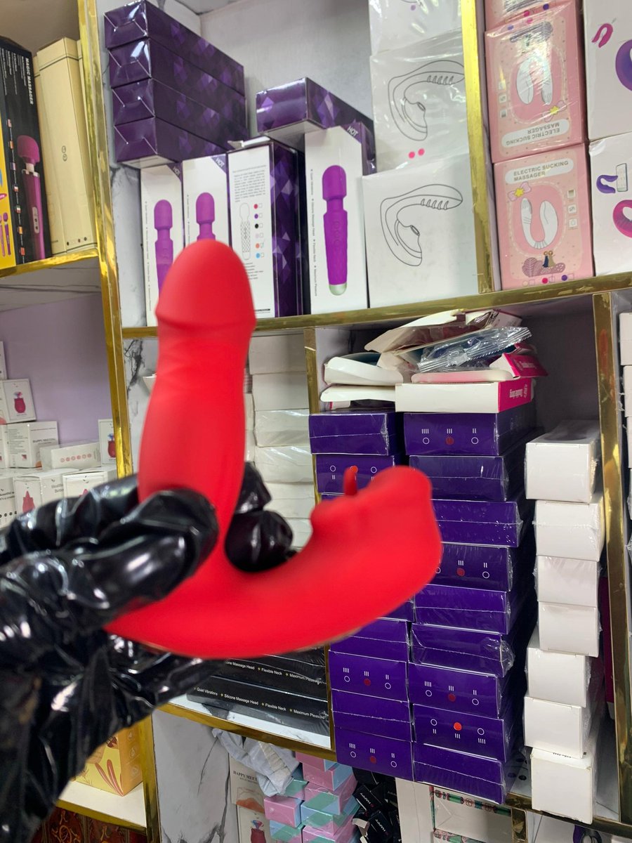 🦋JUICY STRETCHER LICKER  

🦋Price :40,000

🦋color:As seen 
✅