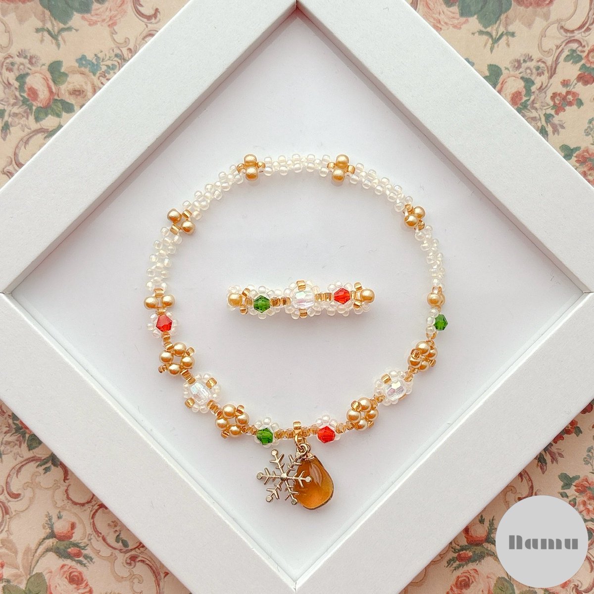 n_a_m_u_76's tweet image. Xmas illumination🎄🎅🏻

red❤️×green💚×gold💛

#Namu #handmade #beads #seaglass #Xmas #クリスマス