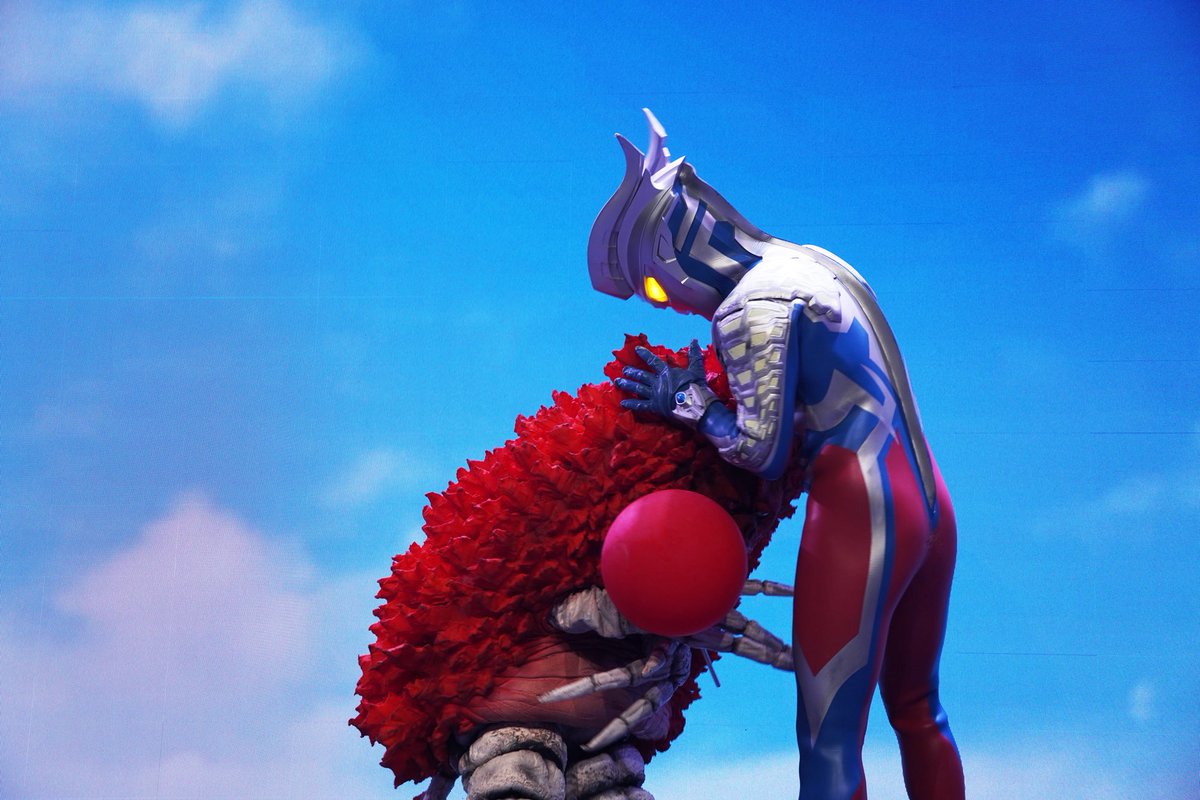 251107 in 上海海昌海洋公园「奥特英雄 怪兽研究所的危机」

ゼロはピグモンの操る怪獣の力を封印し、彼は普通のピグモンになった😌
#ウルトラマンゼロ