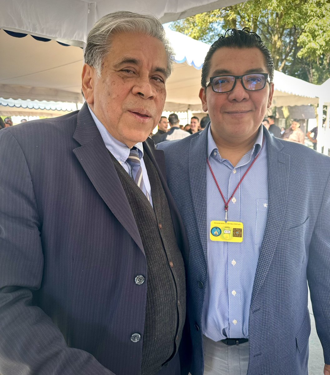 IvanStudio's tweet image. Un placer coincidir con grandes colegas y referencia en materia  de #SeguridadNacional de México, durante los eventos en #CESNAV la casa de estudios del #PoderMarítimo #PoderNaval #Geoestrategia #Logística #ProteccionPortuaria 

Abrazo fuerte a mi amigo @evizarretea