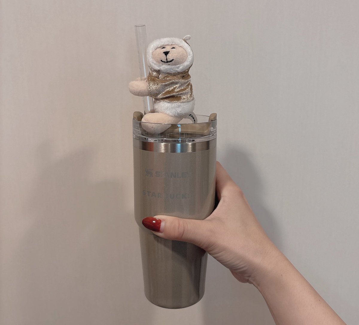 キラキラゴールドのタンブラーゲット✨️
あったかくまちゃんも🧸