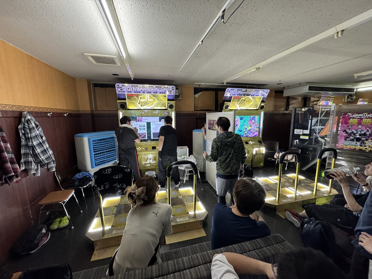 jubeat_batou's tweet image. 何やら始まるようです
ざわざわ…