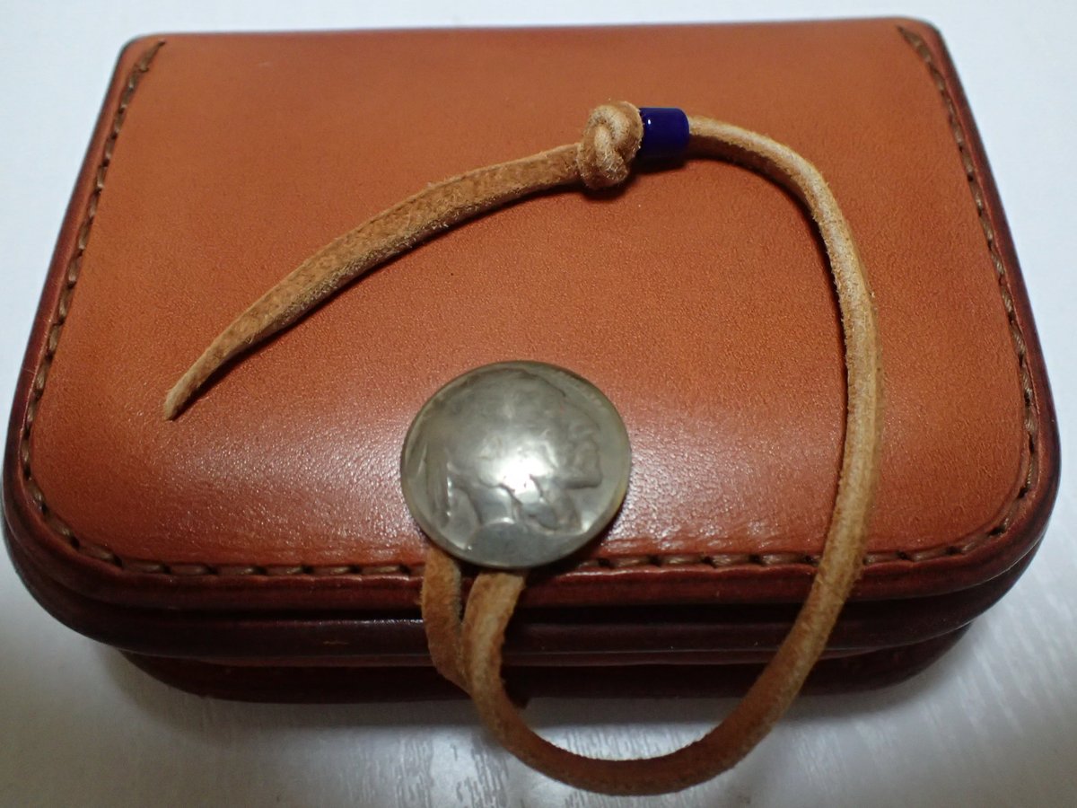 MgQDVtCtGEOlZ2i's tweet image. 使い始めて10年が経った小銭入れ｡これからもよろしく。
#goros #ゴローズ #経年変化