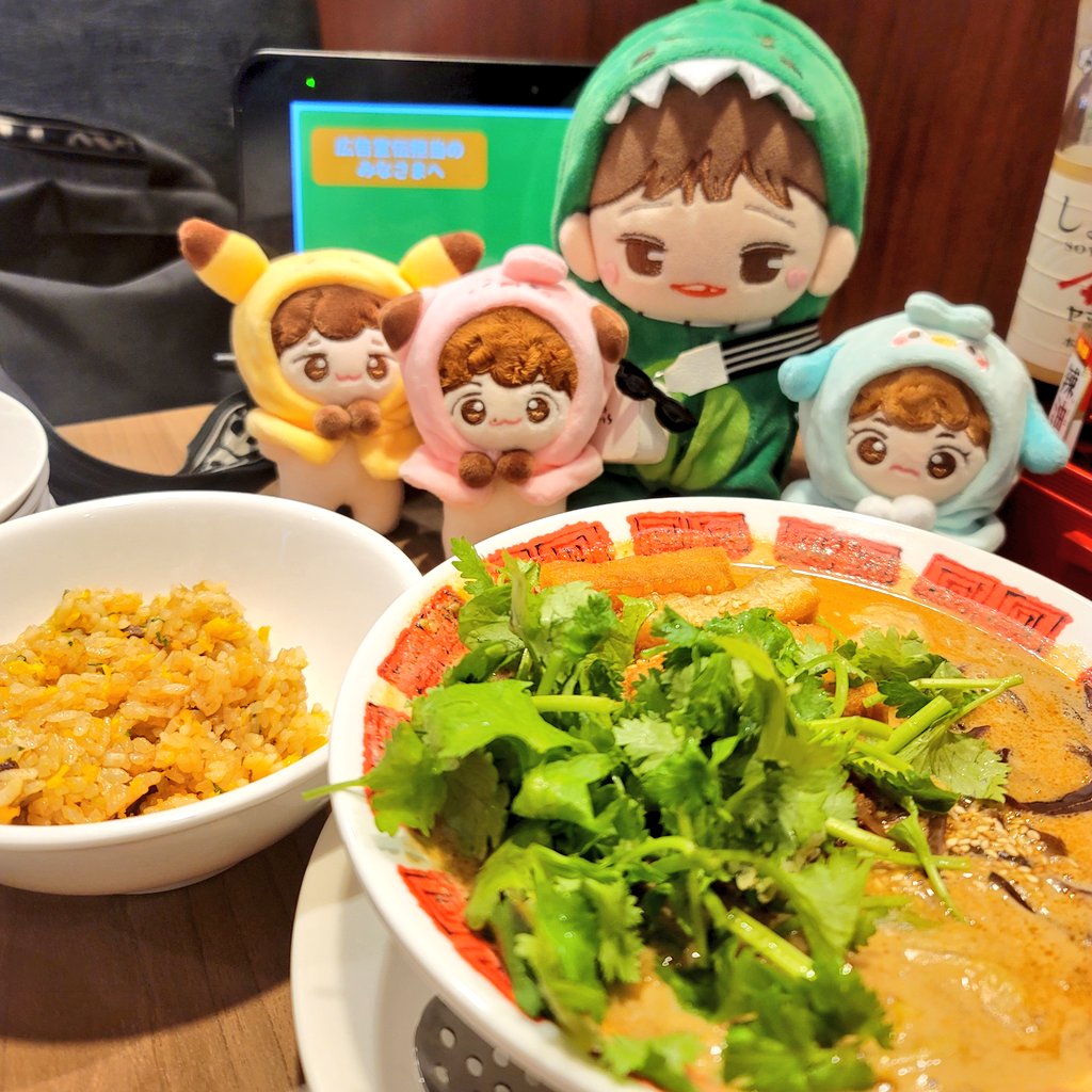 keeptryingakira's tweet photo. みんなでごはん( 𓎩 𓌉𓇋 )
私はパクチー好きです(*´ω`*)
#종댕이 #EXO #CHEN #chendoll #exodoll #ぬい撮り #첸 #첸인형 #ぬいと暮らす365日 https://t.co/hZpkz41GcX