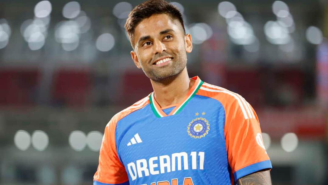 JaikyYadav16's tweet image. दबदबा था, दबदबा है, दबदबा बना रहेगा ये गाना सटीक बैठ रहा है भारतीय टीम के ऊपर।🔥

सूर्य कुमार यादव की चतुराई भरी कप्तानी के चलते भारत ने ऑस्ट्रेलिया में जाकर ऑस्ट्रेलिया को हराने की परंपरा को कायम रखा है।

ऑस्ट्रेलिया ने अपने घर पर आखिरी T-20 सीरीज 2008 में जीती थी वो भी सिर्फ एक…