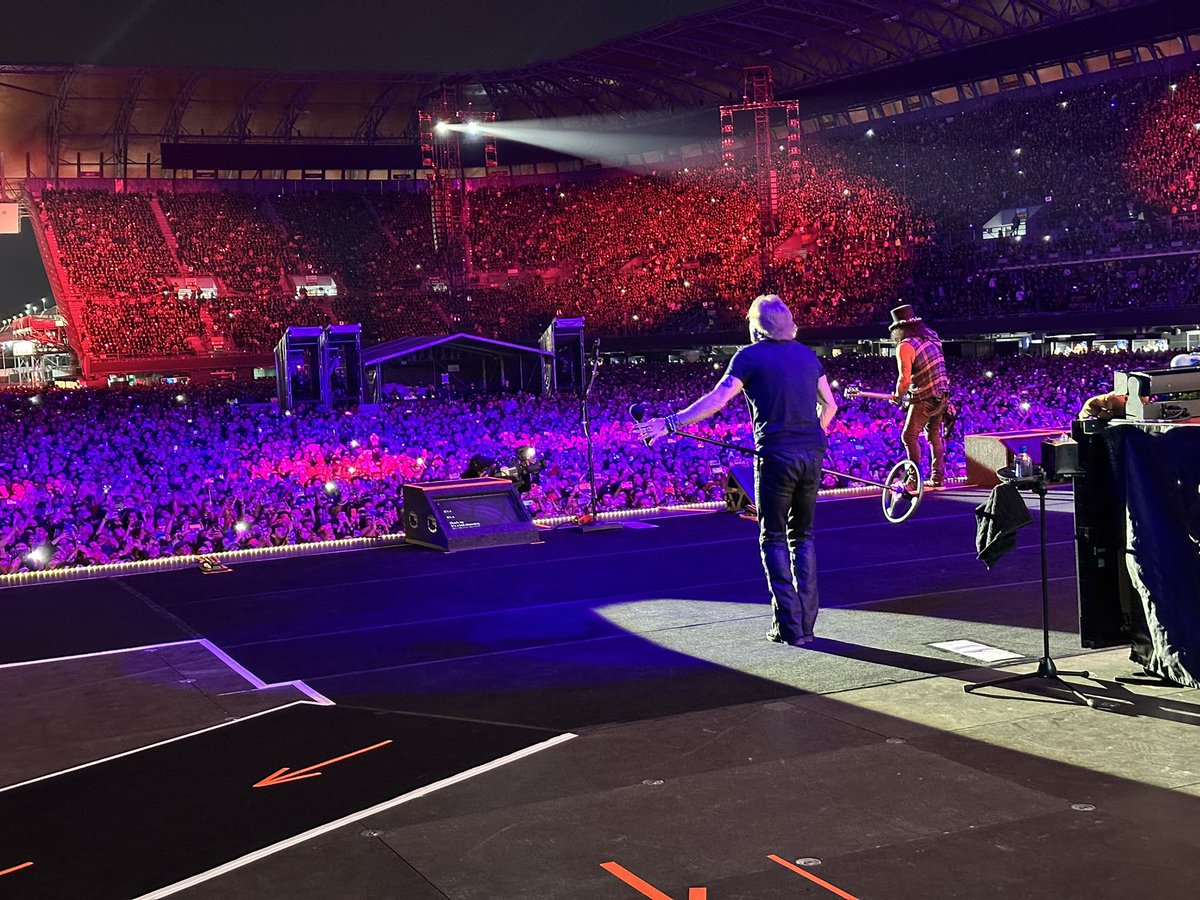 deljamesgang's tweet image. Rock action Mexico City!!