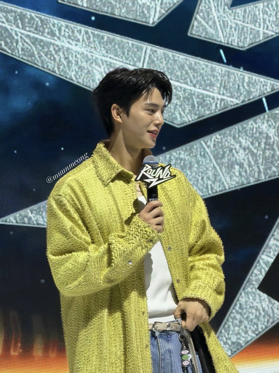 카메라가 실물을 못담아서 억울할정도....