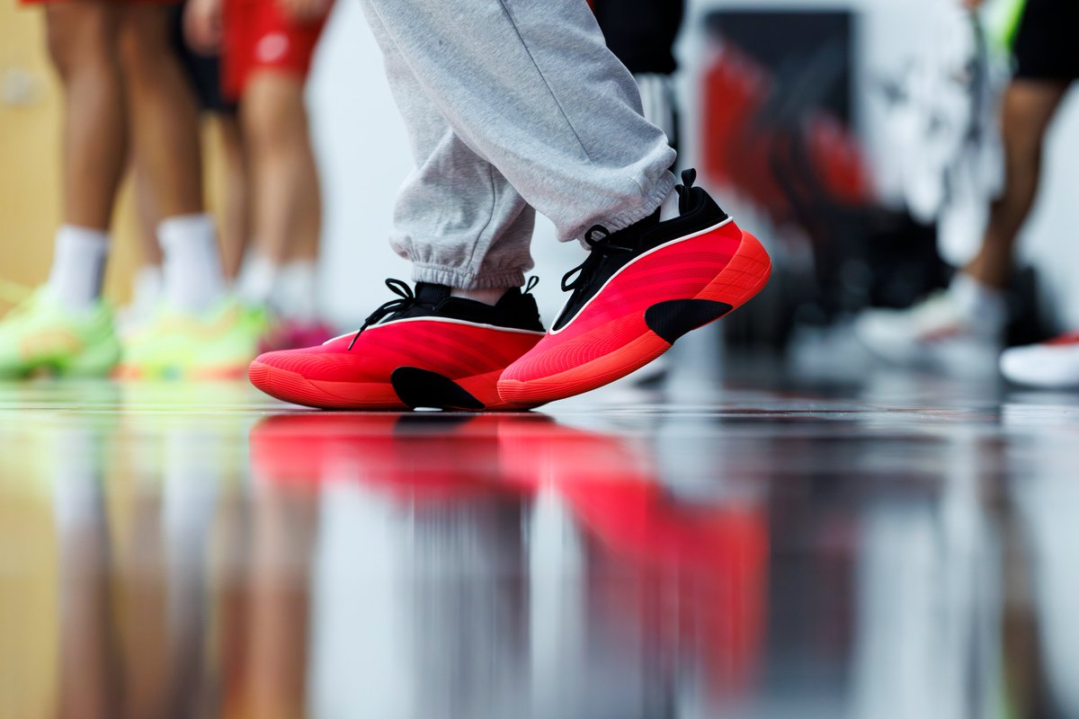 Too Nice. Too Louisville. 

Visit the adidas pop-up shop inside the KFC Yum! Center on Tuesday night to get an exclusive D.O.N. Issue 7 color way and other <a href="/spidadmitchell/">Donovan Mitchell</a> merch 👀

#GoCards x <a href="/adidasHoops/">adidas Basketball</a>