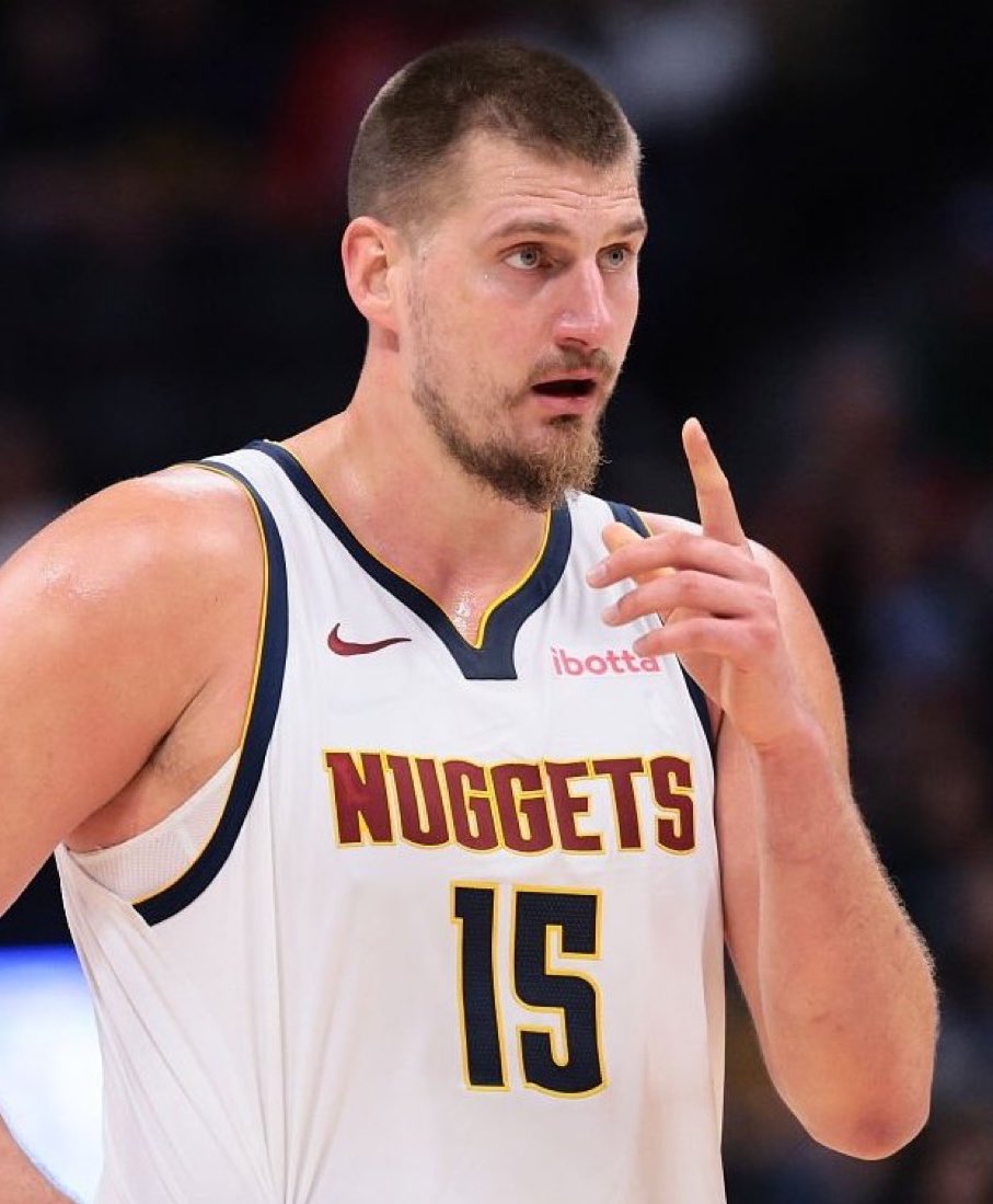 TheHoopCentral's tweet photo. NIKOLA JOKIC LAST 4 GAMES:

34 PTS — 7 REB — 14 AST — 14/22 FGM
33 PTS — 15 REB — 16 AST — 12/18 FGM
26 PTS — 9 REB — 9 AST — 12/15 FGM
32 PTS — 14 REB — 14 AST —10/14 FGM

🔥🔥🔥🔥 https://t.co/4ug7JzwNIo