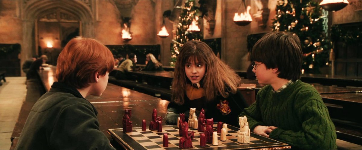 ArtCelineLove's tweet image. christmas season at hogwarts