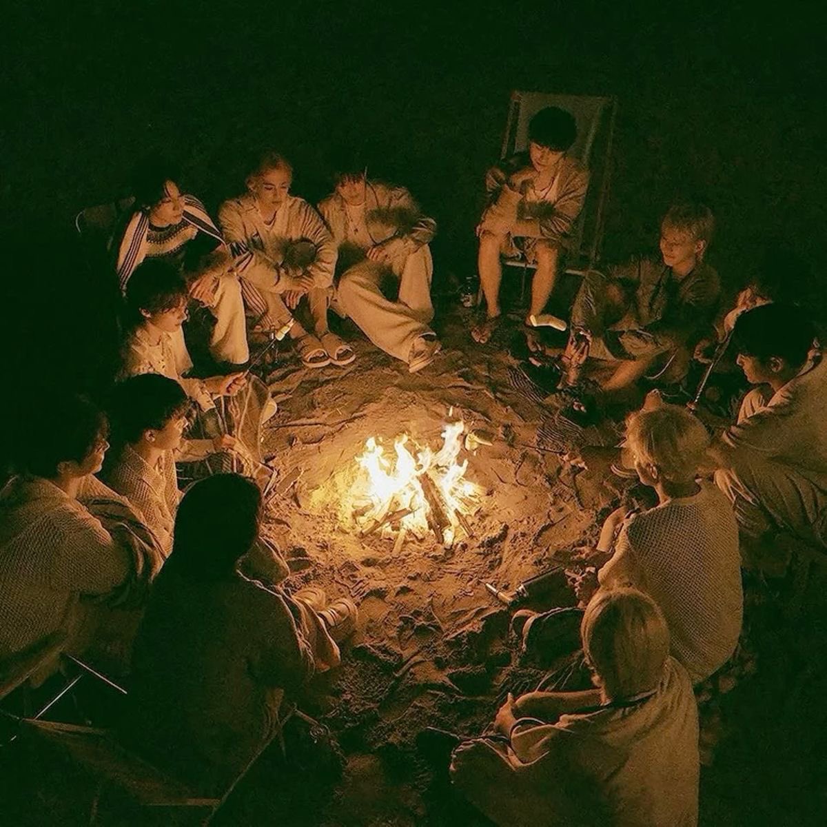 ddaddu_wonu's tweet image. Carats, can we get 10K RTs and 2K replies for this? 

please RT this and drop the tags for SEVENTEEN! 🗳️

1 RT  = 1 VOTE
1 REPLY = 1 VOTE (don&apos;t spam)

🗳️ do not forget to cast your votes for Seventeen and HxW on Mnet app! 

All in for #SEVENTEEN on #2025MAMAVOTE