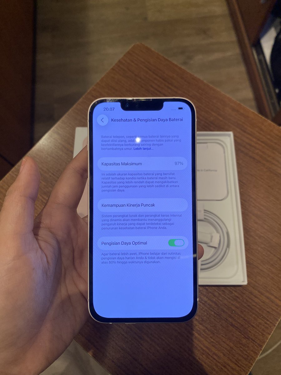 WTS IPHONE tweet media