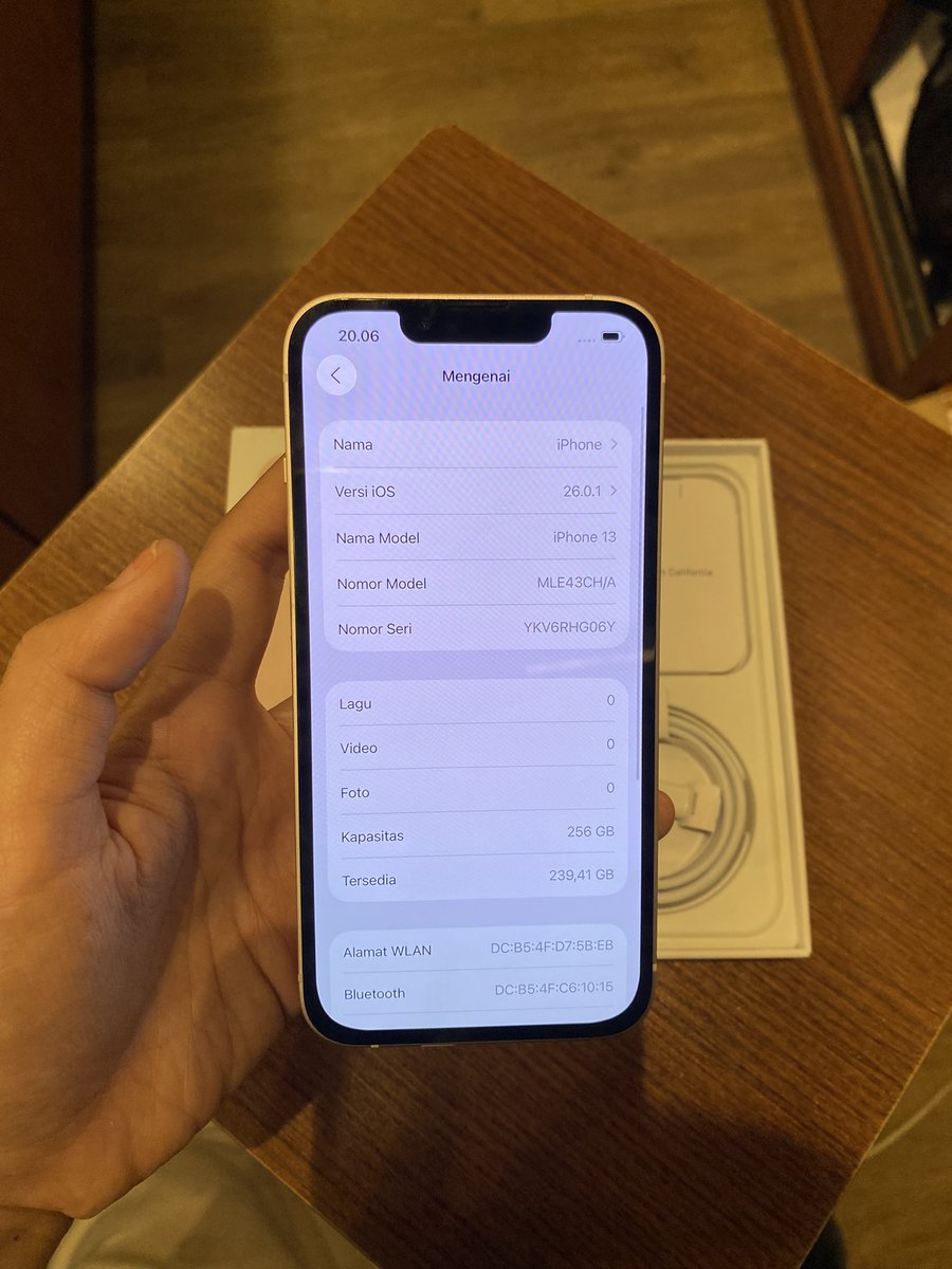 WTS IPHONE tweet media