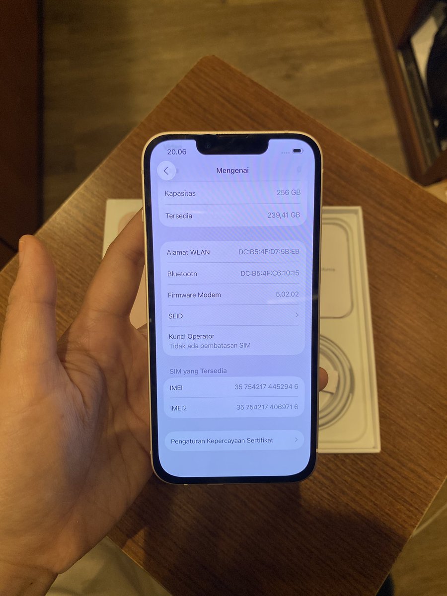 WTS IPHONE tweet media