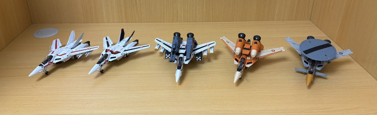 #お前が作った飛行機魅せろ