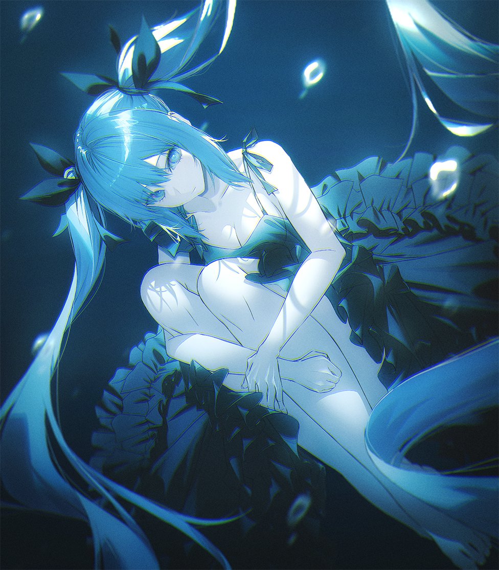 B L O O M tweet media