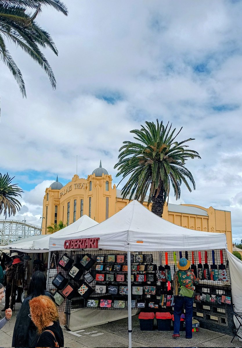 Melbourne Social Club and Fun Food & Friendship tweet media