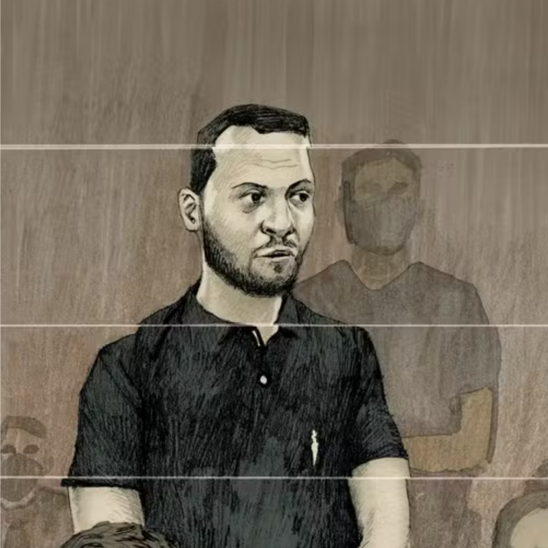 gauchecaca's tweet image. On en est désormais à se demander si Salah Abdeslam n'était pas en train de préparer un attentat terroriste depuis sa cellule avec l'ordinateur que lui avait fourni l'administration pénitentiaire et que nous avons payé en fait.
Quel pays de fous tout de même où l'on offre des